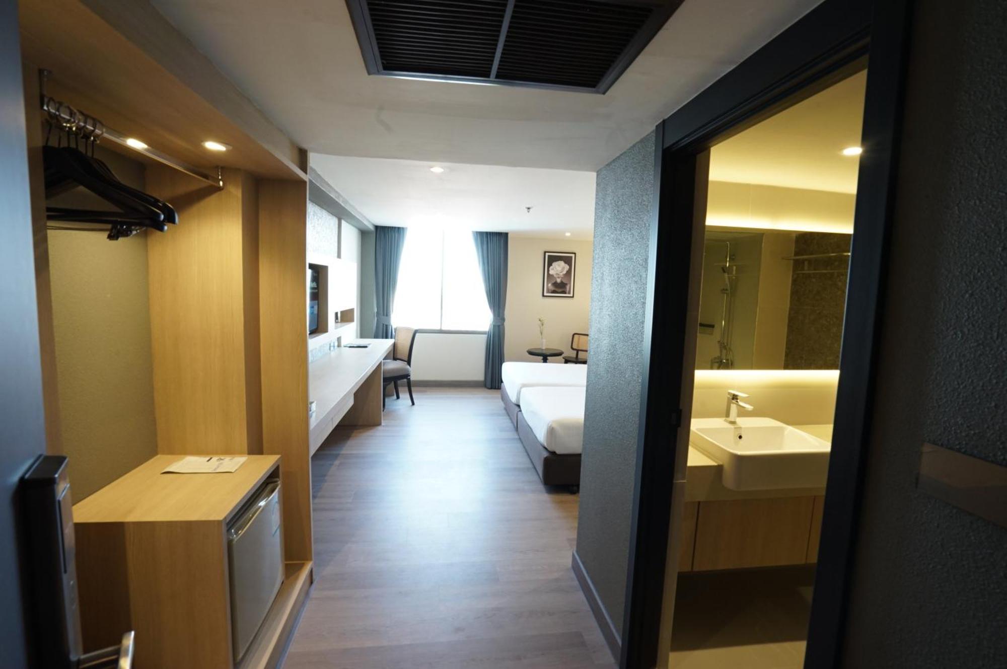 King Park Avenue Hotel Bangkok Exterior foto